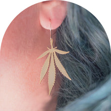 Load image into Gallery viewer, Sweet Leaf Silhouette