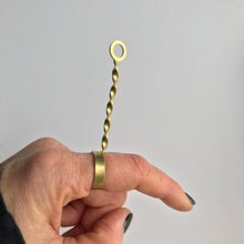 Load image into Gallery viewer, Smoke Ring