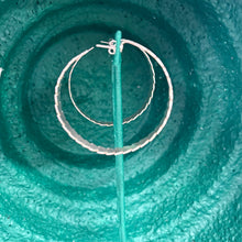 Load image into Gallery viewer, Leaf Hoop
